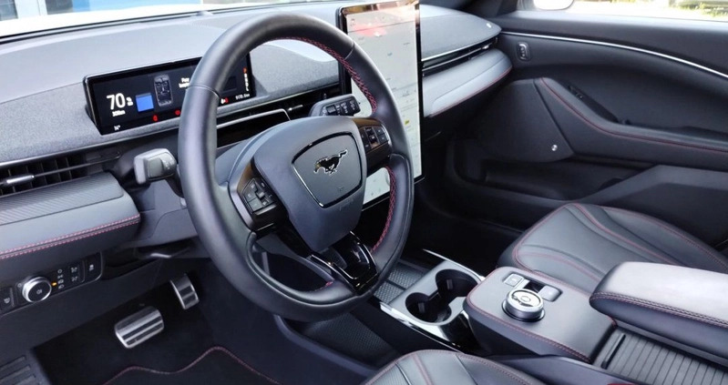 Ford Mustang Mach-E cena 215000 przebieg: 10041, rok produkcji 2022 z Kraków małe 529
